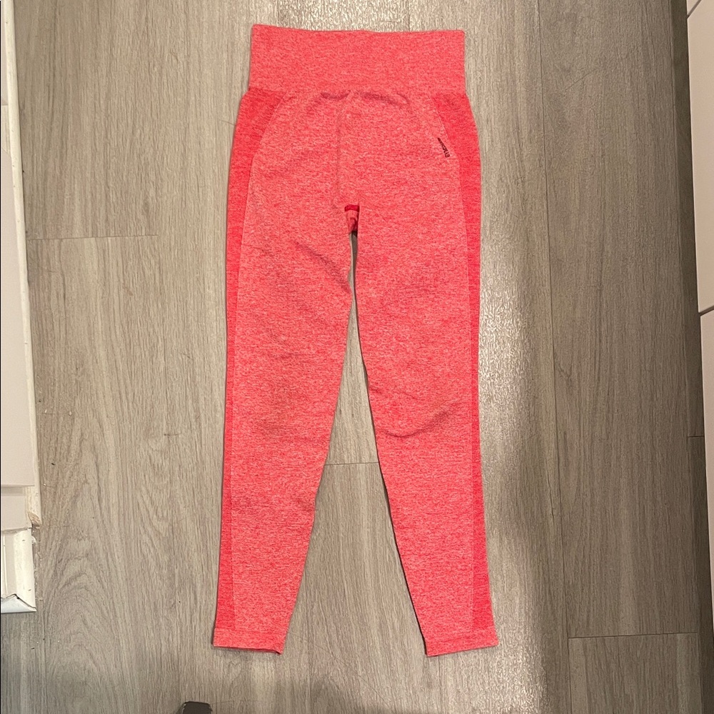 Gymshark Woman’s Coral Vital Leggings